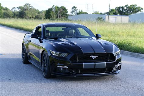 how much hp does a 2016 mustang 5.0 gt have